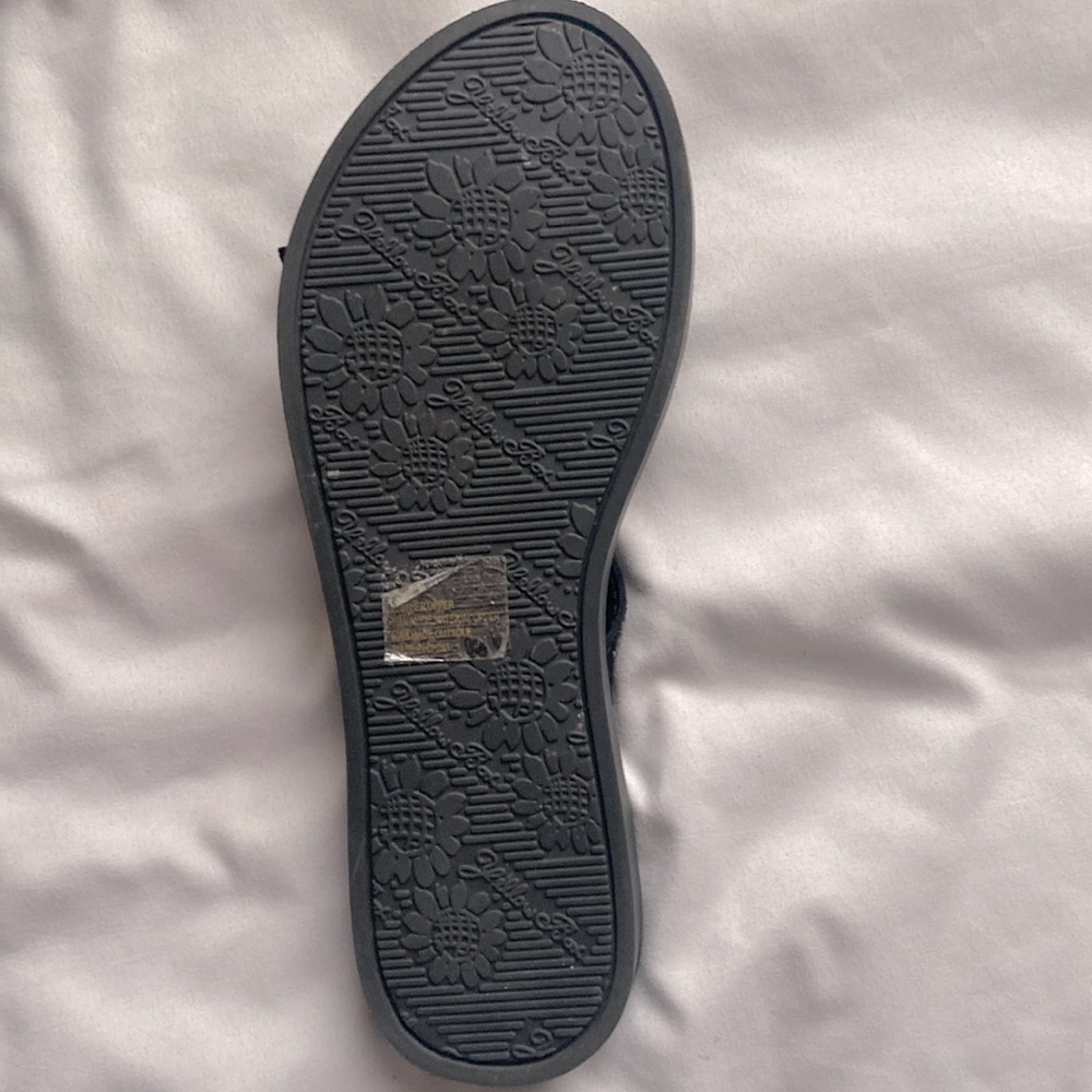 Gorgeous❣️ Yellow Box Flip Flop Black - Picture 2 of 2